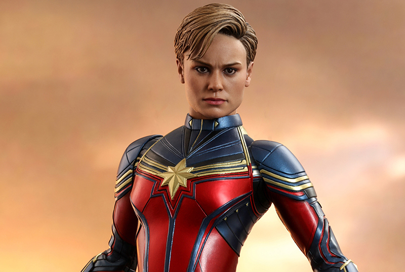 Hot Toys Debuts Avengers: Endgame Captain Marvel Figure!