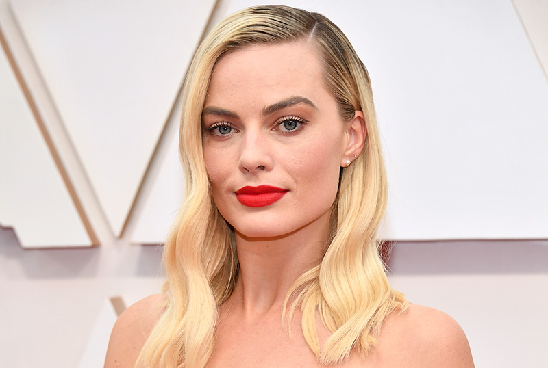 Margot Robbie S Luckychap Inks First Look Tv Deal At Amazon