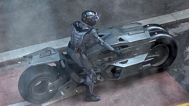 The Flash Set Photos Show Batman Riding His Batcycle In Glasgow