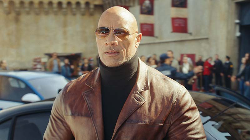 Dwayne Johnson's Christmas Action Movie, Red One, Gets 2024 Theatrical  Release