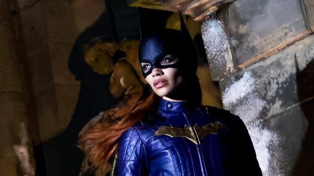 Batgirl Set Photos Reveal Leslie Grace's Barbara Gordon in Iconic Suit
