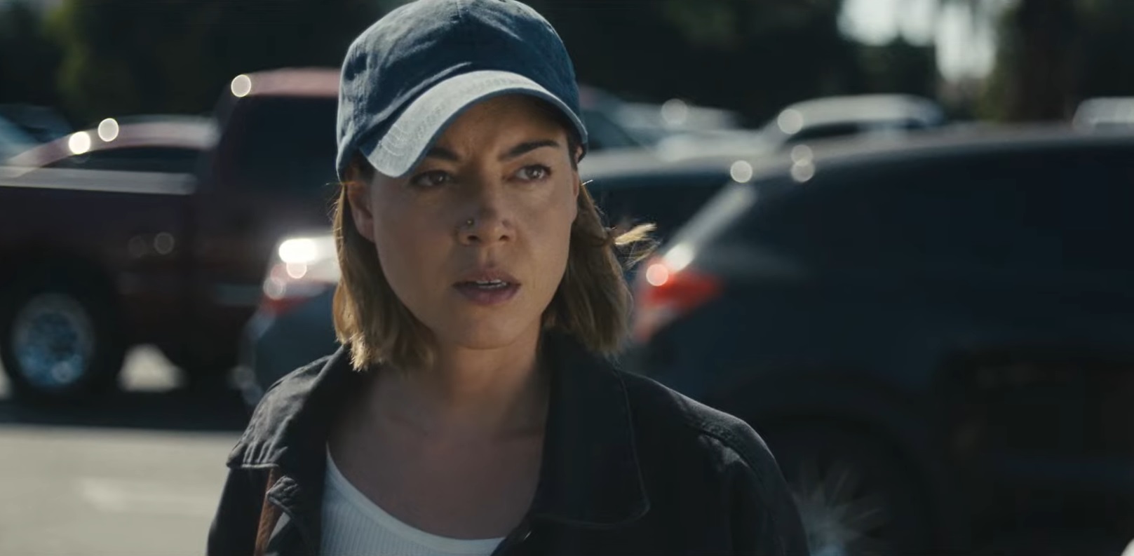 Emily the Criminal Trailer: Aubrey Plaza Leads Crime Thriller Film