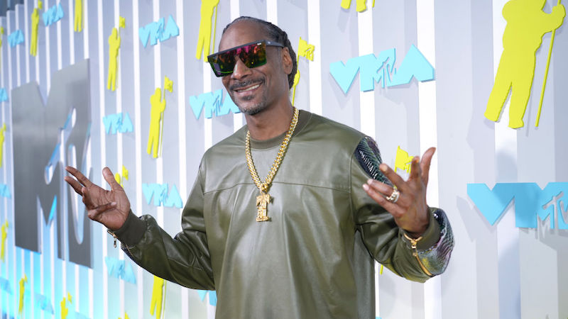 Snoop Dogg: Breaking News, Rumors & Highlights