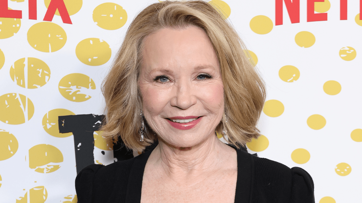 That 90s Show Interview Debra Jo Rupp On Returning As Kitty Forman