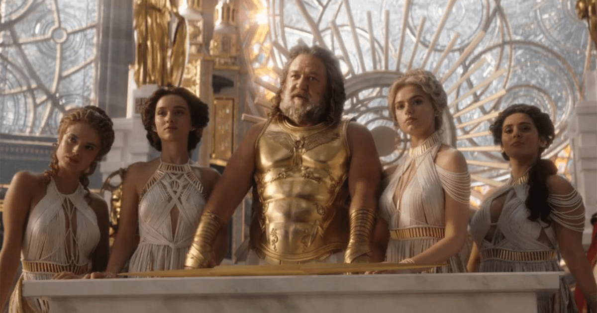 Thor 4': Russell Crowe Confirms He's Playing Zeus Allowing Fellow Olympians  Hercules & Ares To Finally Join The MCU – THE RONIN