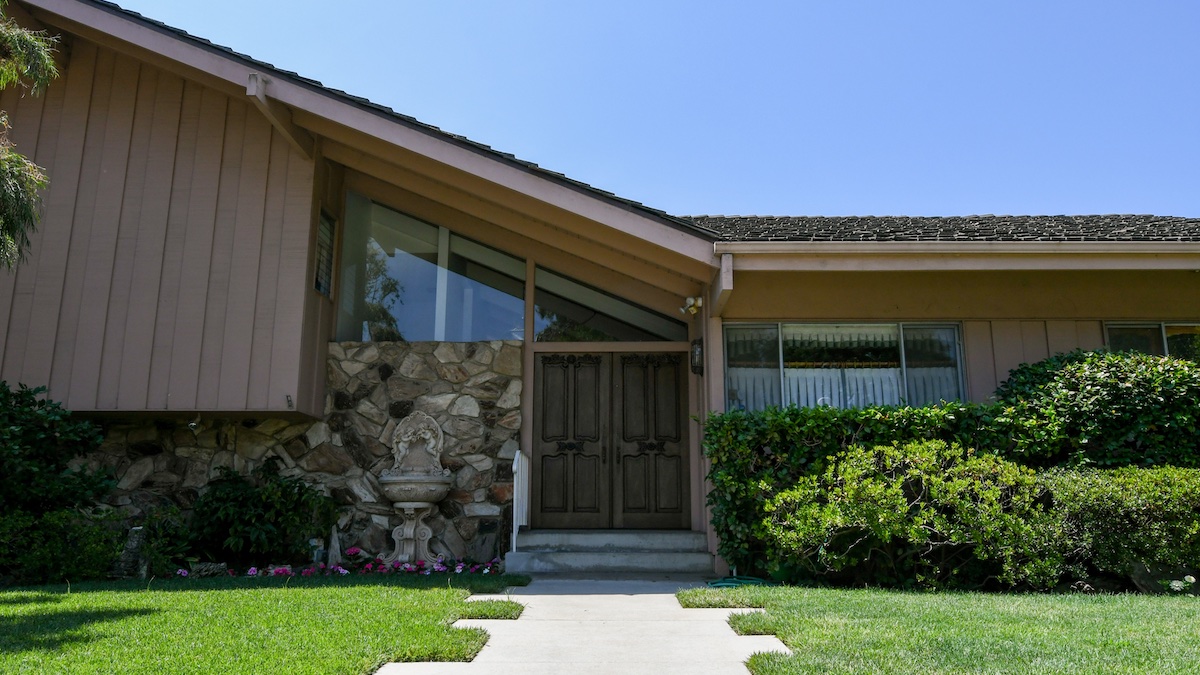 Qui A Achet La Brady Bunch House Et Combien L Ont Ils Pay Crumpe   Who Bought The Brady Bunch House 