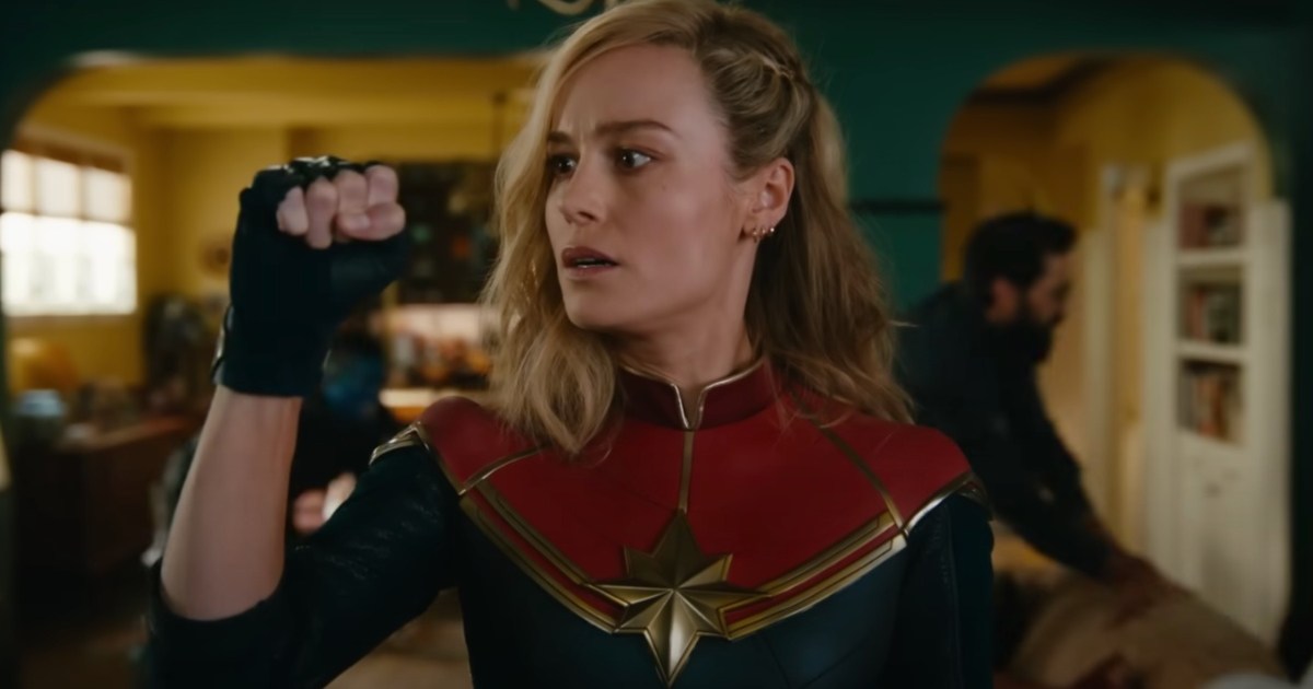 The Marvels Clip: Captain Marvel, Ms. Marvel Body-Swapping Fight