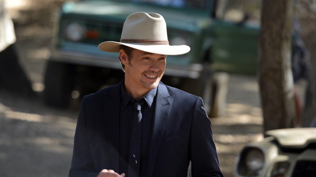 What to Watch: The Chosen, Justified: City Primeval, Mayans MC Series  Finale - TV Fanatic