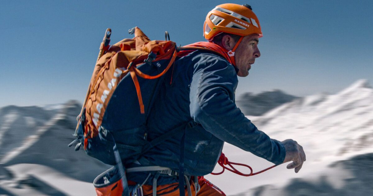 Race to the Summit Streaming Watch & Stream Online via Netflix
