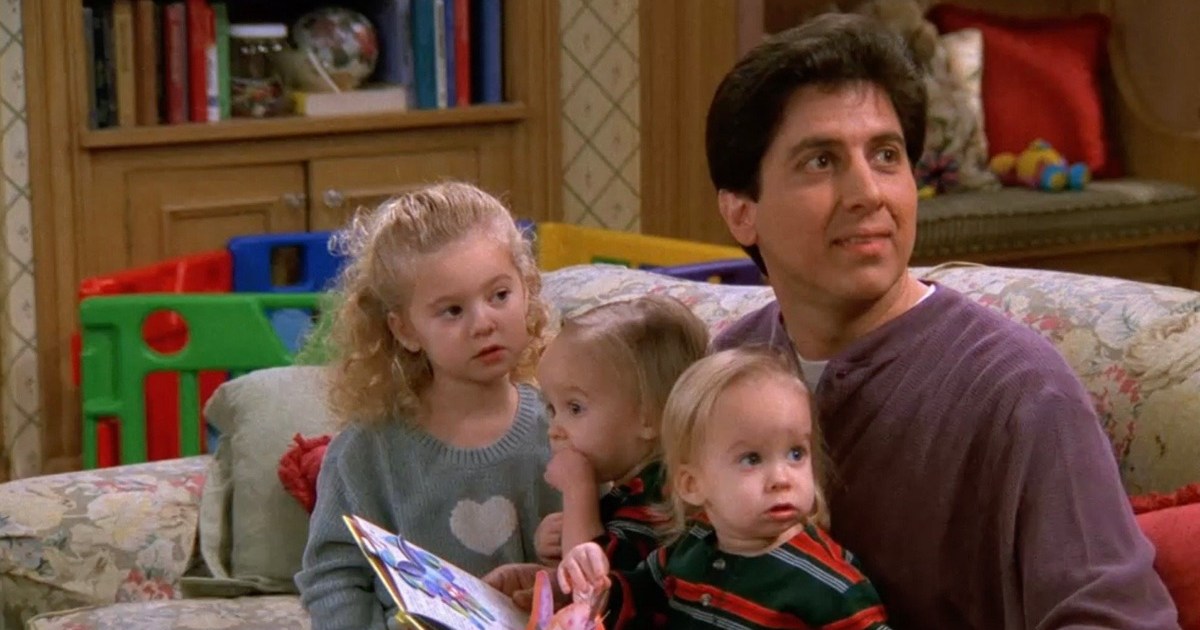 Everybody Loves Raymond Season 1 Streaming: Watch & Stream Online via ...