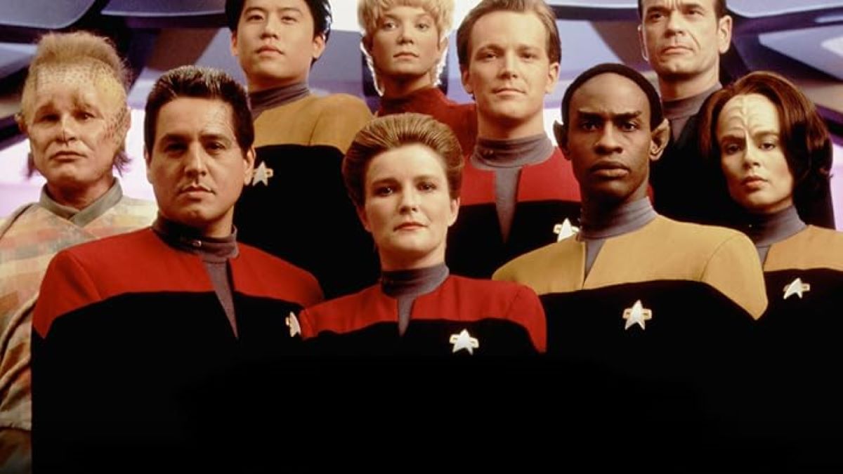 Star Trek Voyager Season 2 News, Rumors, and Features