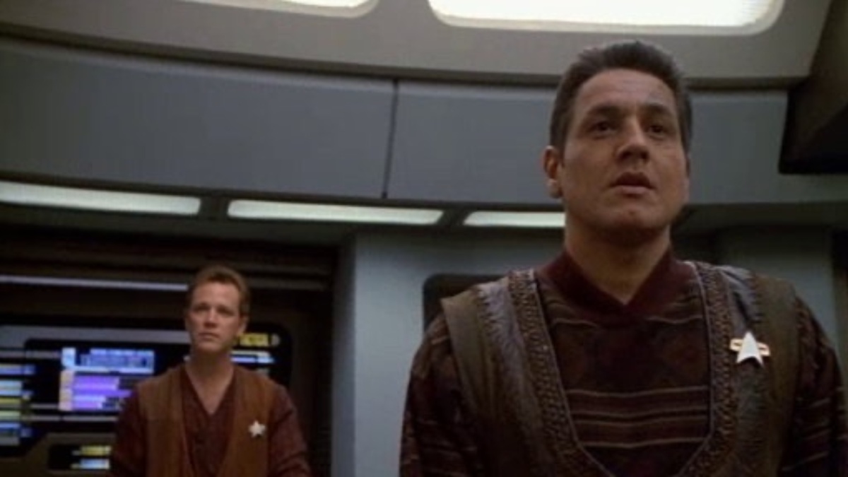 star trek voyager season 3 episode 4