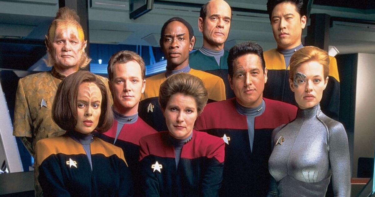 voyager streaming online