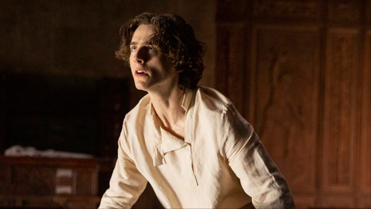 Netflix's The King Photo Featuring Timothée Chalamet Debuts