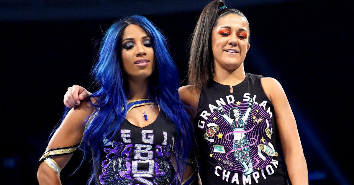 Bayley Spotted with Sasha Banks Amid Banks' WWE Return