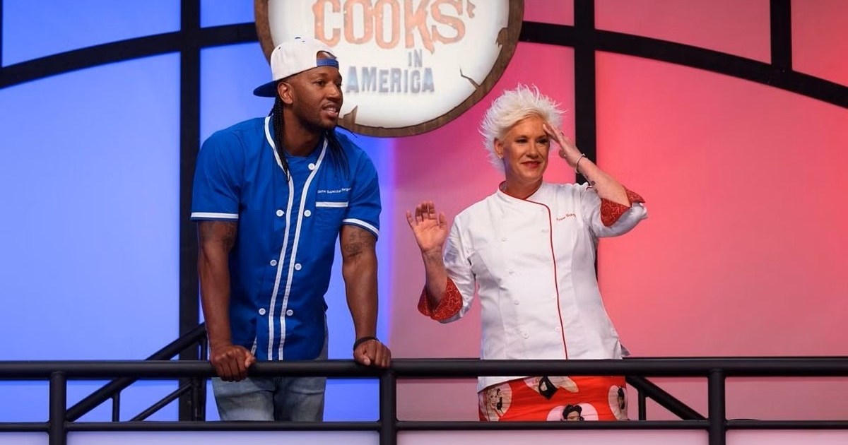 Worst Cooks in America Season 13 Streaming Watch & Stream Online via