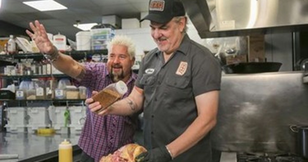 Diners, Drive-Ins and Dives: Season 34, Episode 6