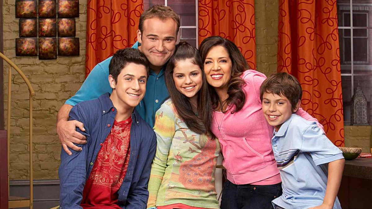 Wizards Of Waverly Place Season 1 Streaming: Watch & Stream Online Via ...