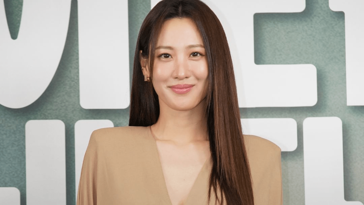 Actor Claudia Kim On Her Transformation For The Atypical Family: 'I ...