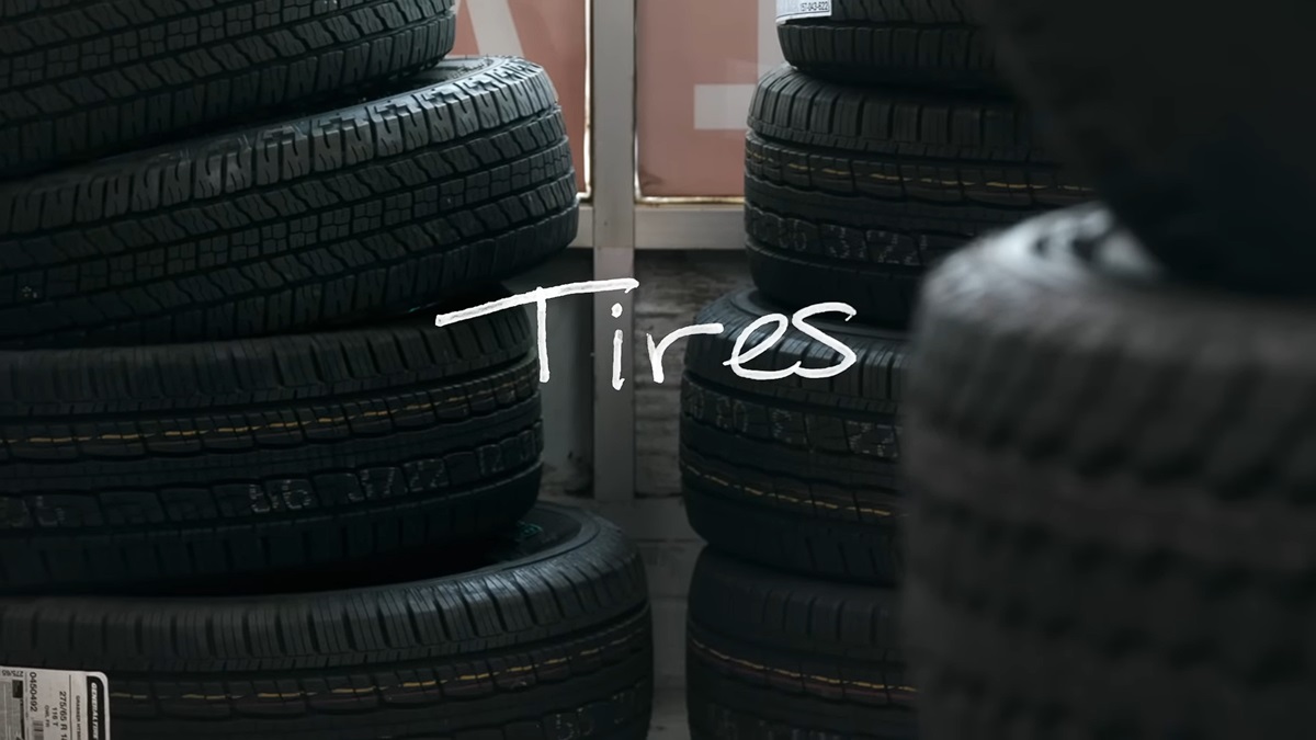 Вступительная песня Tires: что такое музыкальная тема шоу Netflix?