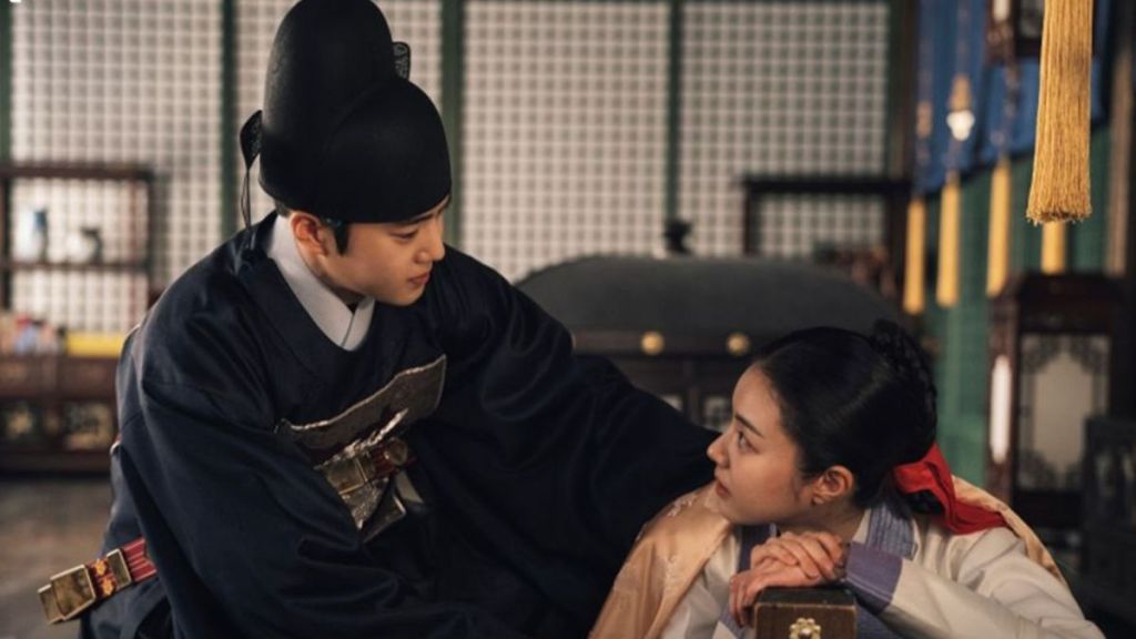 Missing Crown Prince Episode 18 Recap: What Happens to EXO Suho & Hong Ye-Ji After the King Returns?