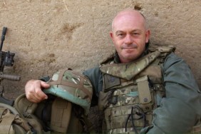 Ross Kemp: Middle East Season 1 Streaming