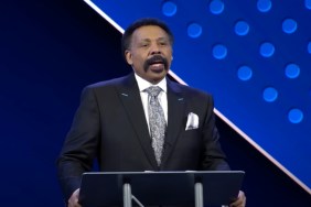 tony evans resigns