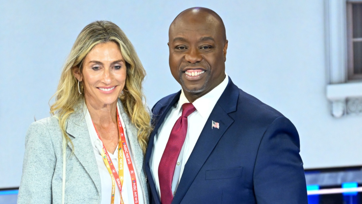 Who Is Tim Scott's Fiancé? Mindy Noce's Age & Relationship History ...