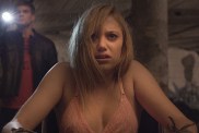 It Follows 2: Maika Monroe Reveals Production Window, Teases Time Jump for They Follow