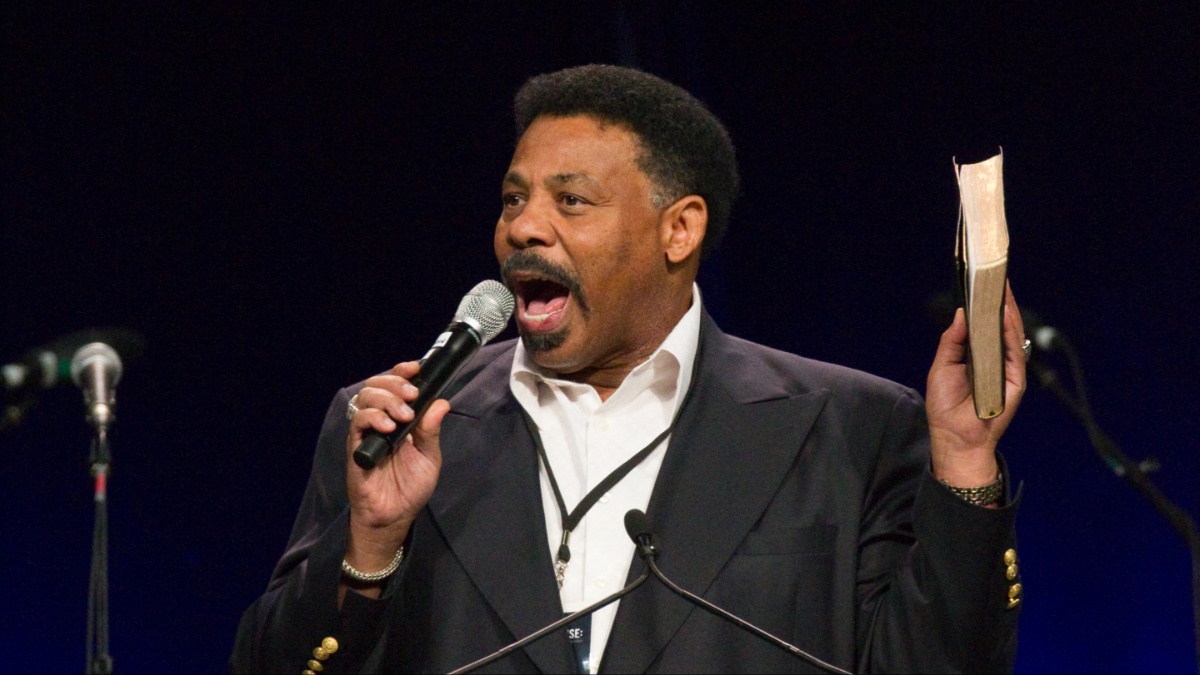 Who Is Tony Evans New Wife Carla Crummies Age And Job 9675