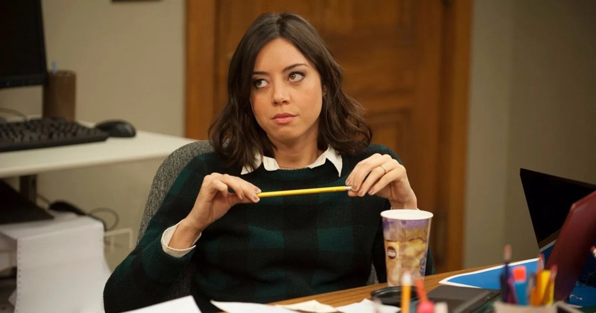 What Happened to Aubrey Plaza? Injury Explained