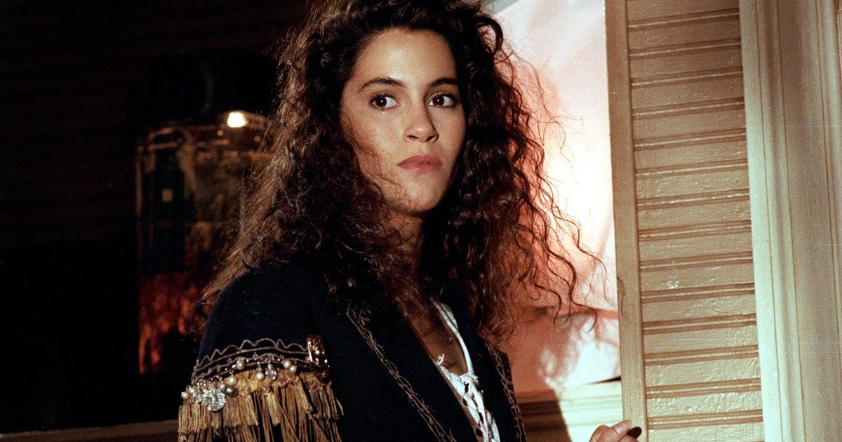 Jami Gertz Net Worth 2024 How Much Money Does She Make?