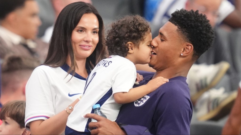 Who Is Ollie Watkins’ Girlfriend? Ellie Alderson’s Age, Job & Kids