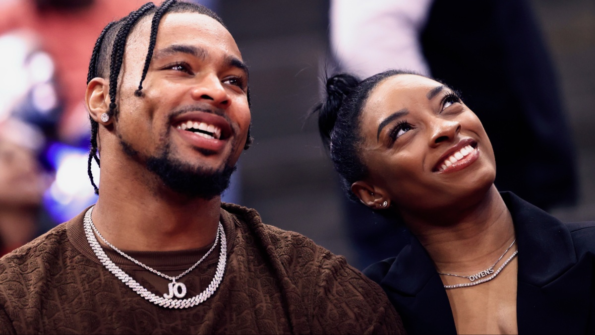 How Simone Biles’ Husband Jonathan Owens Will Attend the Paris Olympics 2024