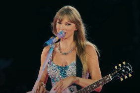 Taylor Swift Travis Kelce on stage