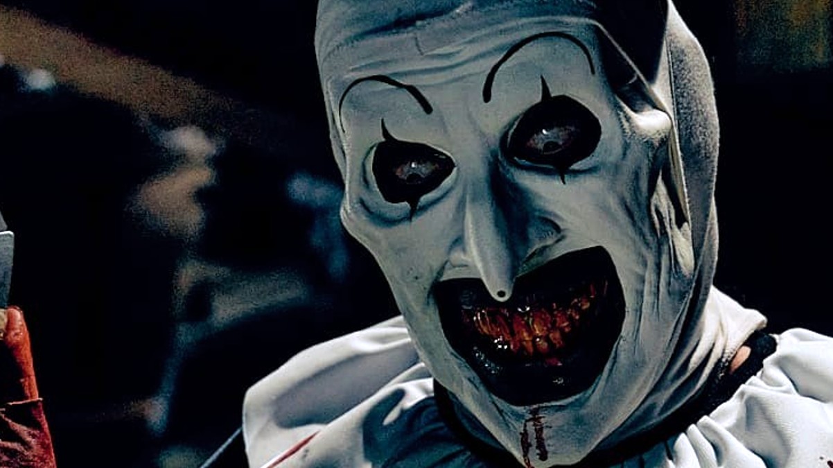 В новом изображении Terrifier 3 клоун Арт выглядит резко