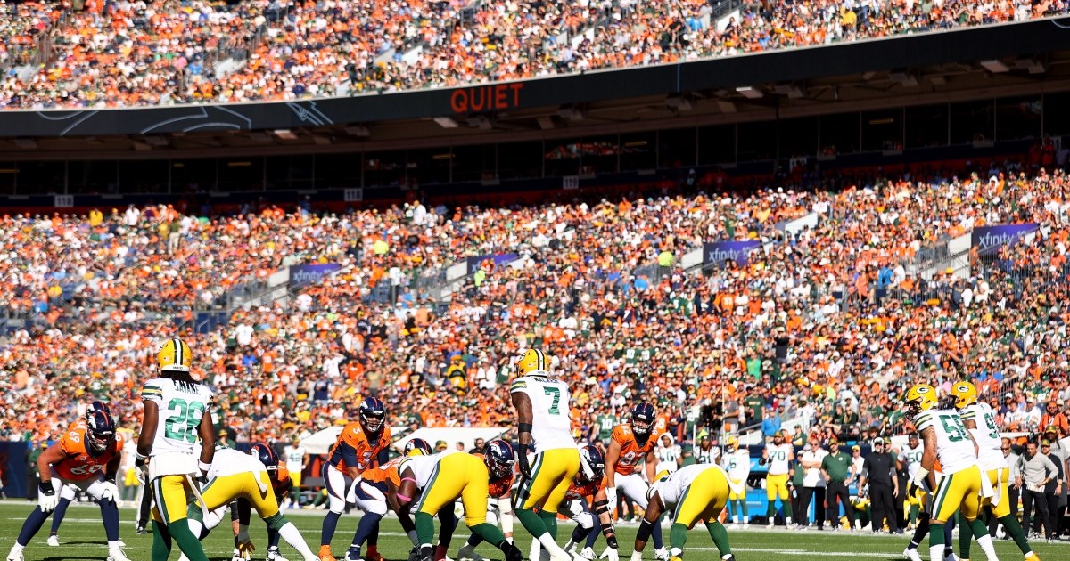 Watch Green Bay Packers vs Denver Broncos NFL Preseason Game Tonight for Free: Time, Stream & Channel