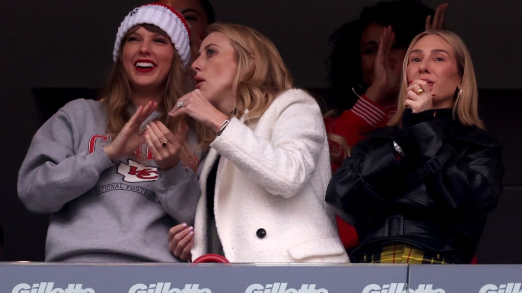 Taylor Swift & Brittany Mahomes Friendship History Explained