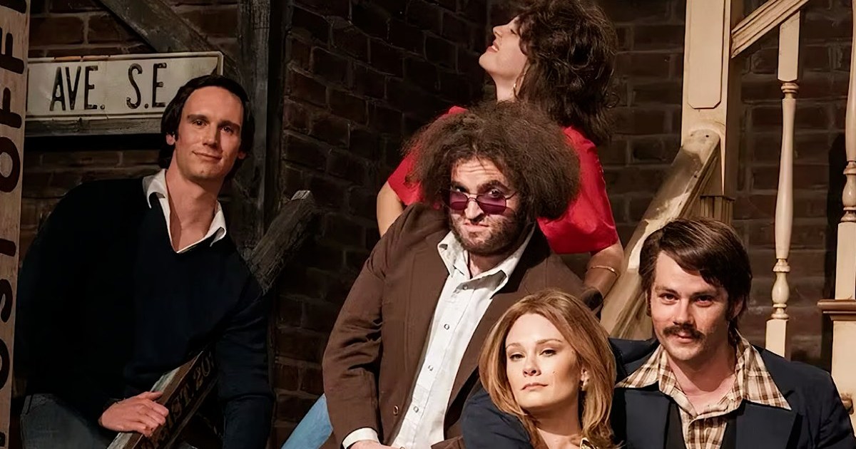 “Saturday Night” poster gives SNL film a 70s flair