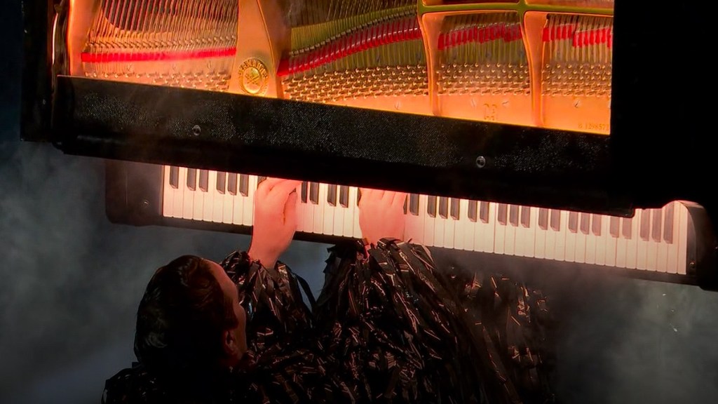 Who Vertical Piano Player 2024 Olympics Closing Ceremonies Who Performer