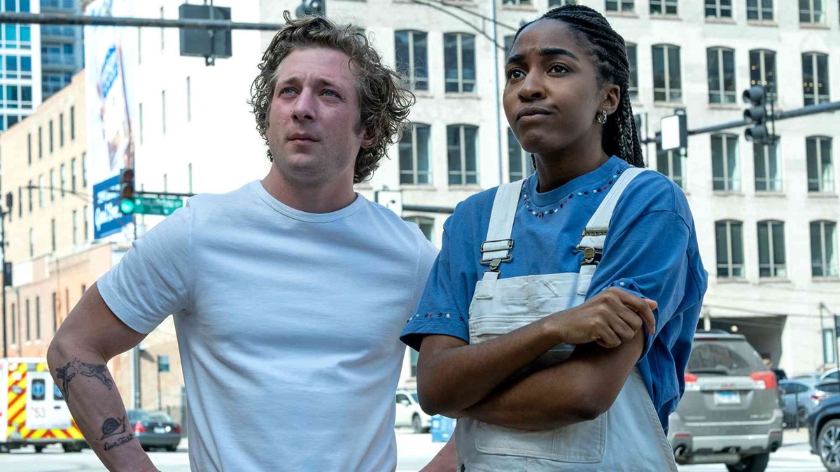 Ayo Edebiri & Jeremy Allen White’s Dating Rumors Explained