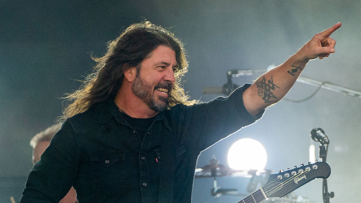 Dave Grohl Announces New Baby and Confesses to Cheating at the Same Time