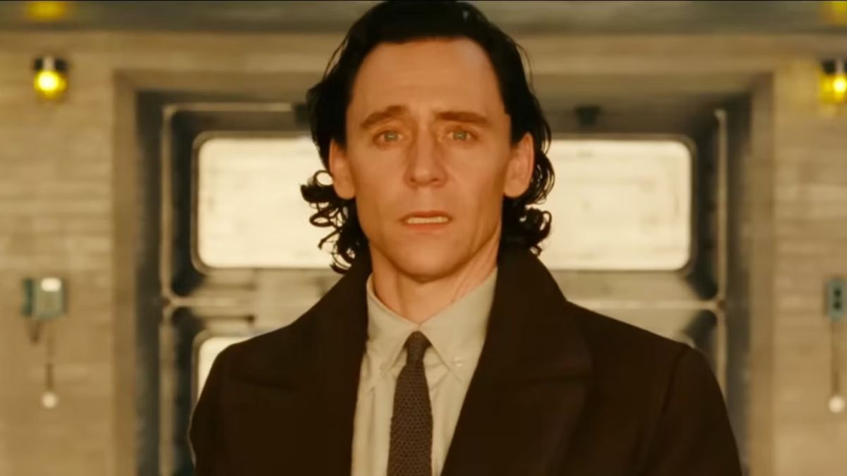 Why Fans Think The Life of Chuck Trailer With Tom Hiddleston Is Real?