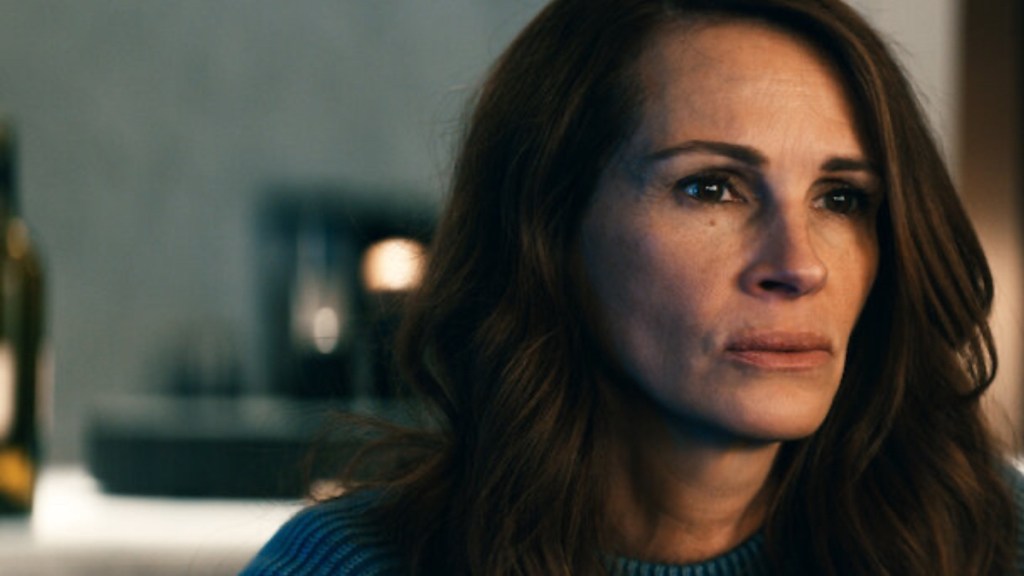 What Happened Between Julia Roberts & Her Brother, Eric? Feud Explained