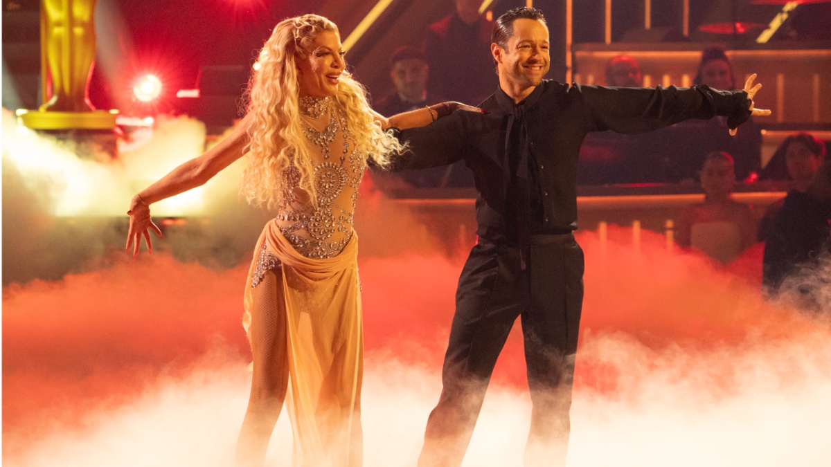 Who Got Voted Off & Went Home on Dancing With the Stars S33E02?