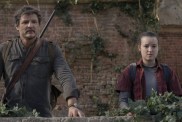 Pedro Pascal and Bella Ramsey in The Last of Us.