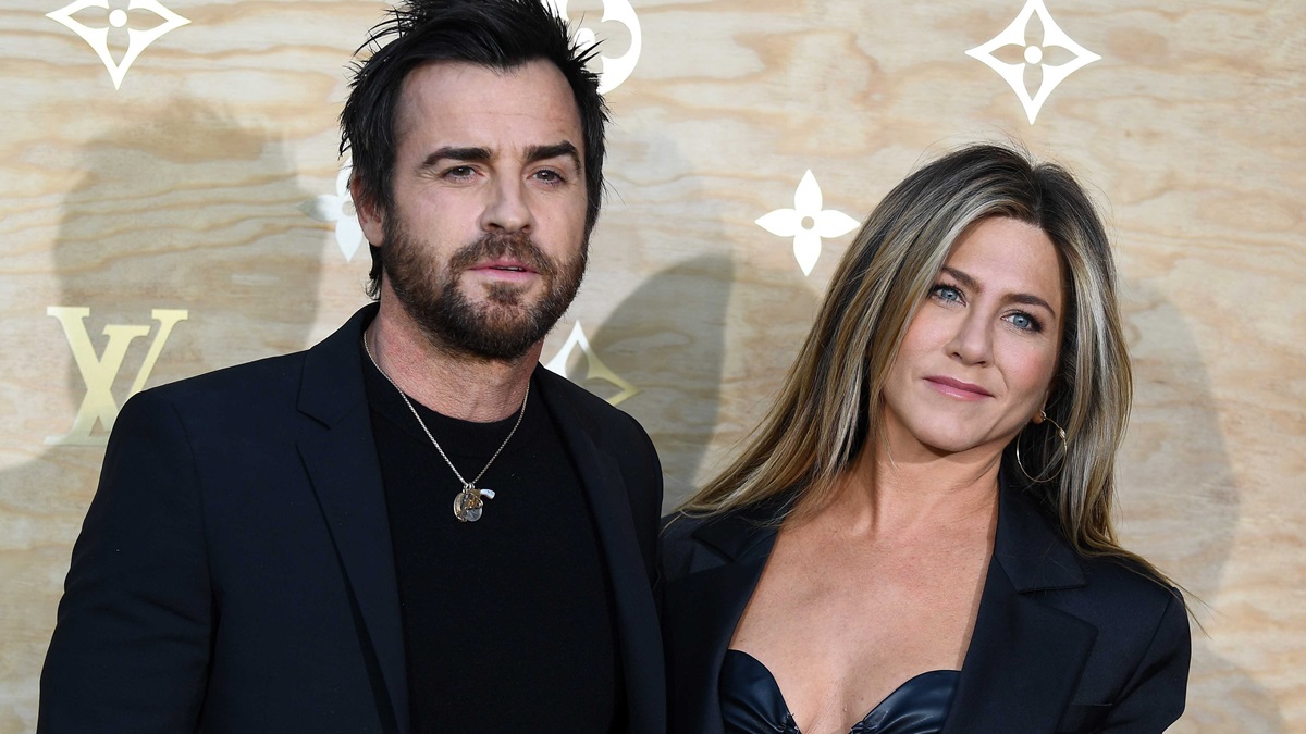 What Did Justin Theroux Say About Ex Wife Jennifer Aniston 9606