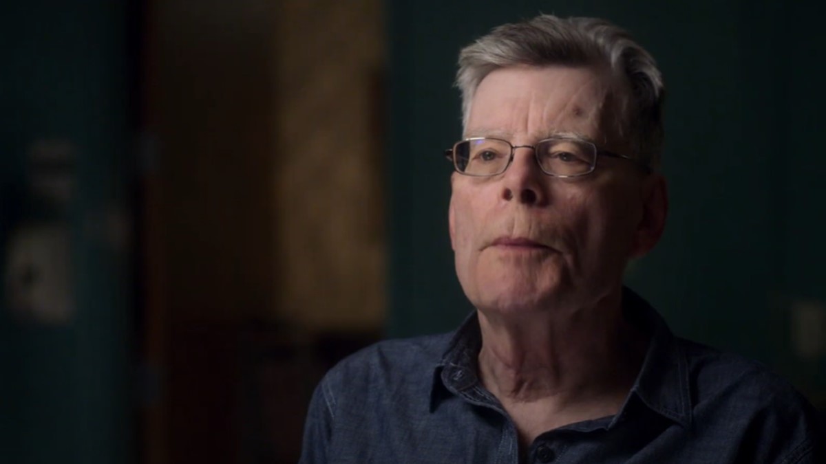 What Did Stephen King Say About Taylor Swift? Tweet Explained