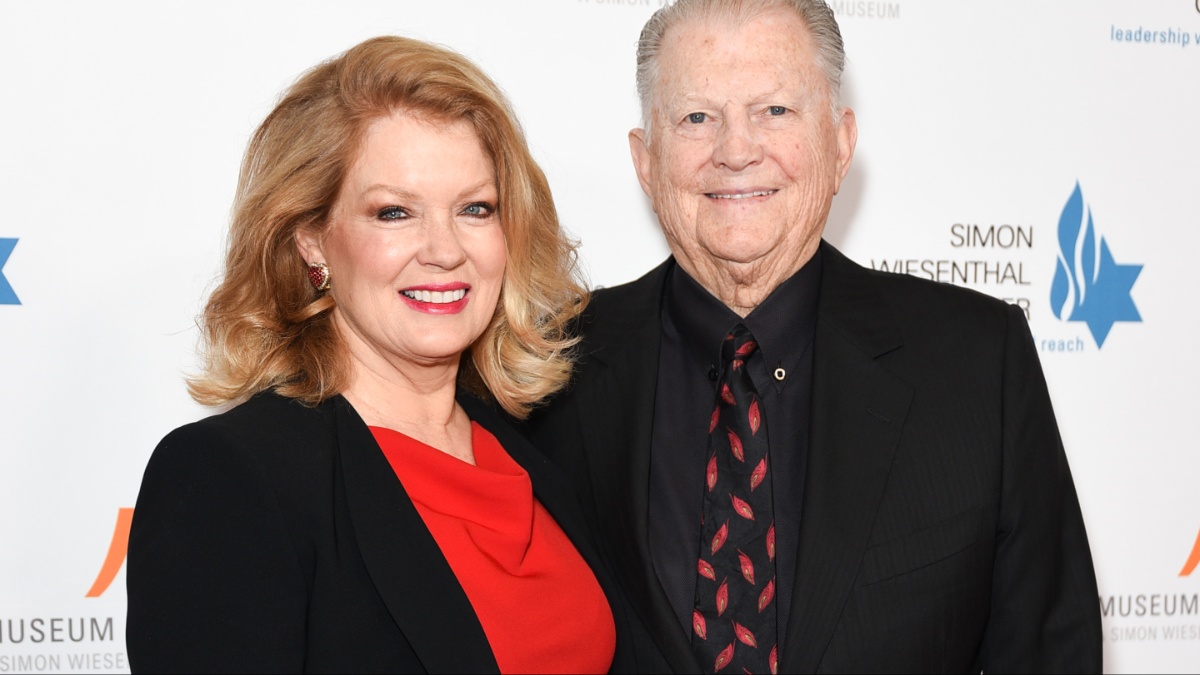 Who Is Mary Hart’s Husband? Burton Roy Sugarman’s Job & Kids