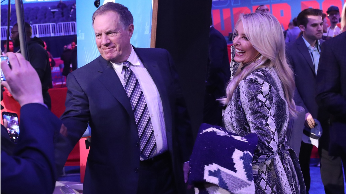 Who is Bill Belichick’s Ex-Girlfriend? Linda Holliday’s Job & Relationship History